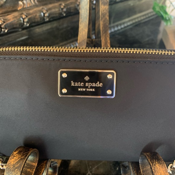 Kate Spade Versatile Crossbody - Picture 5 of 11